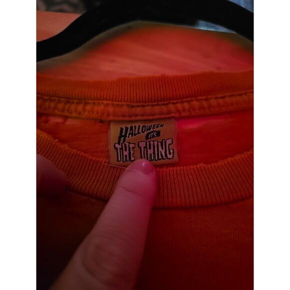 VTG Thrashed The Snoring He-Beast Orange Halloween Short Sleeve Top Men's Sz LG - Picture 4 of 4